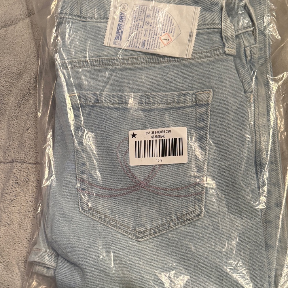 Hollister Women's Jeans in Light Blue